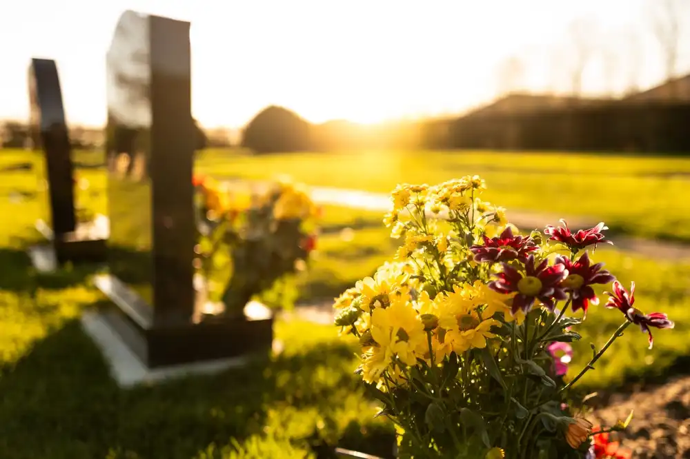 Read more about the article How Retailers Can Market Cremation Headstones